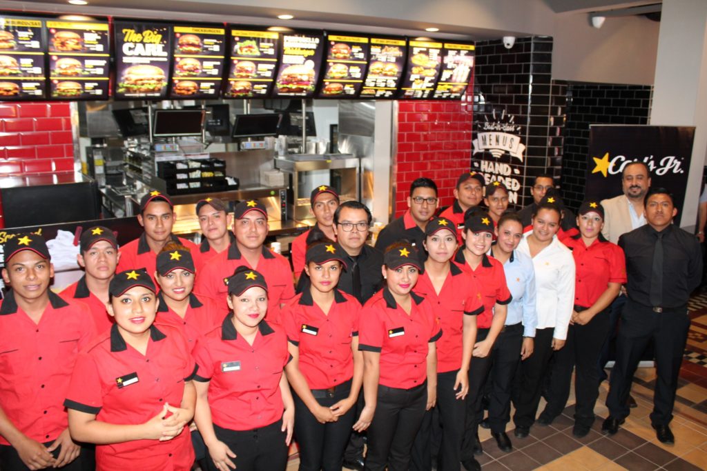 Carl’s Jr. abre nueva sucursal en la Zona Viva Que pasa