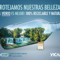 Presentan campaña Guatemala en una botella de vidrio