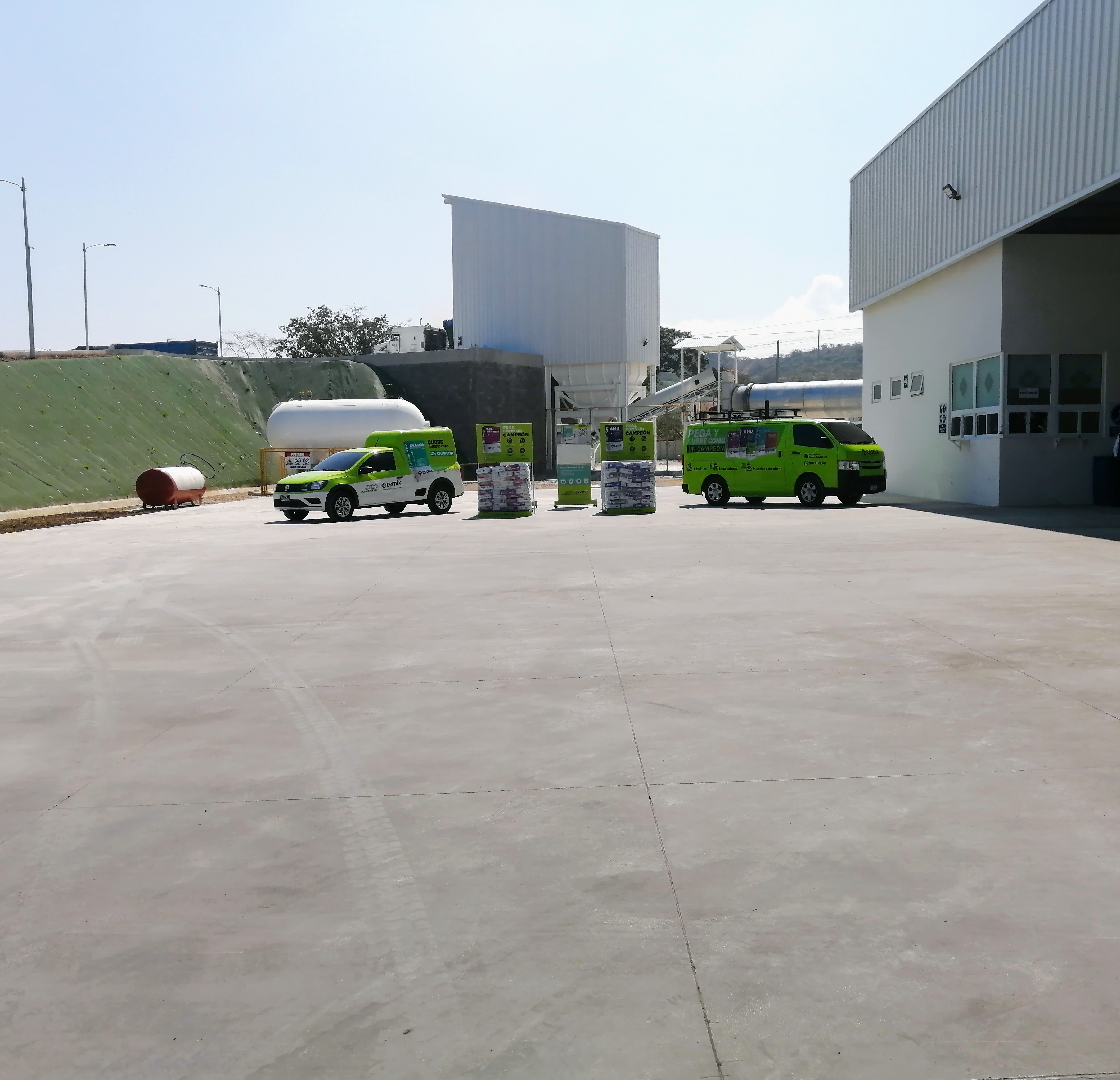 CEMIX inaugura planta en Sanarate, en la que invirtió más de 8 millones de dólares
