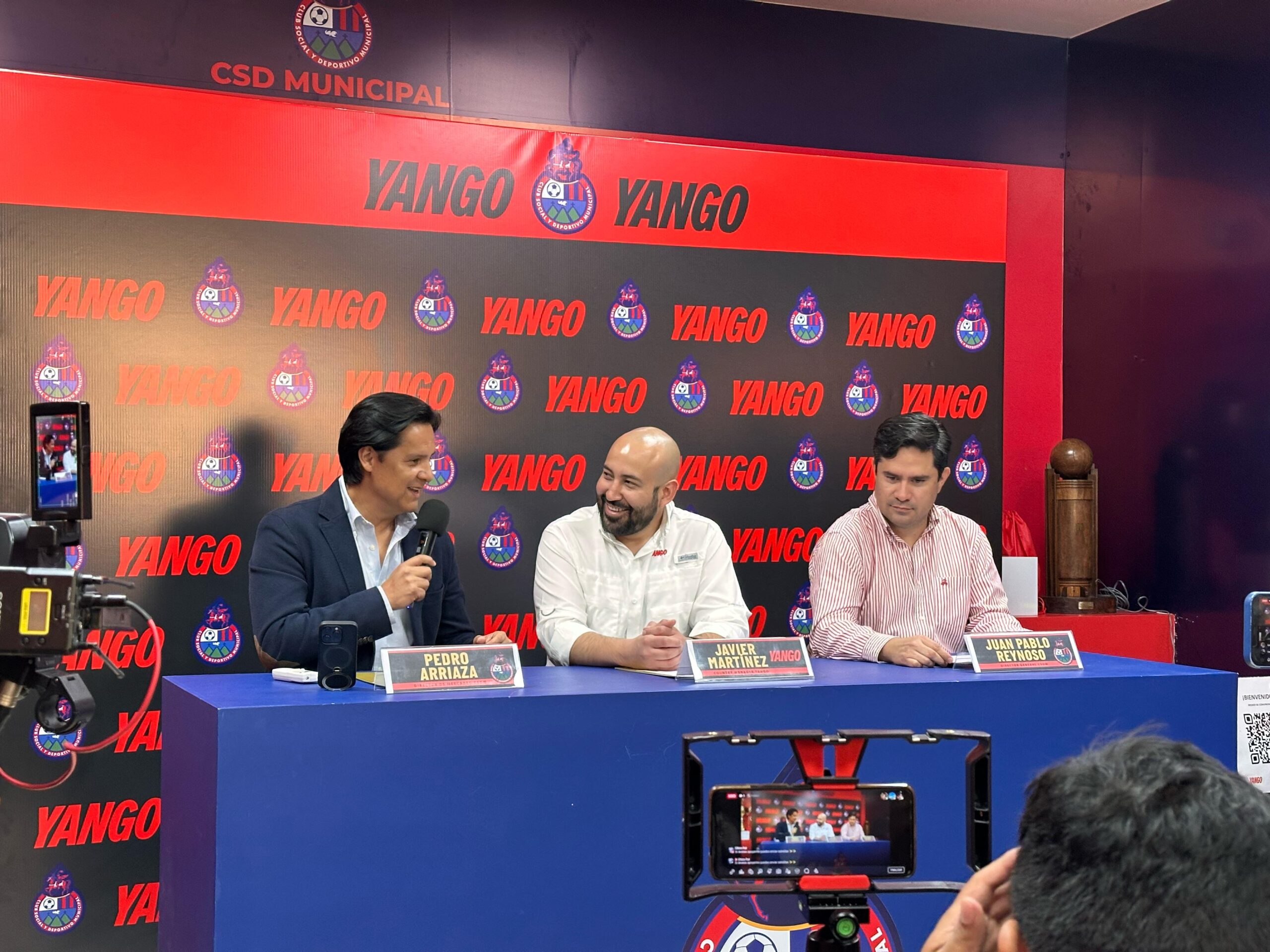 ¡Viaja con pasión y vive experiencias únicas gracias a Yango y los «Rojos»!